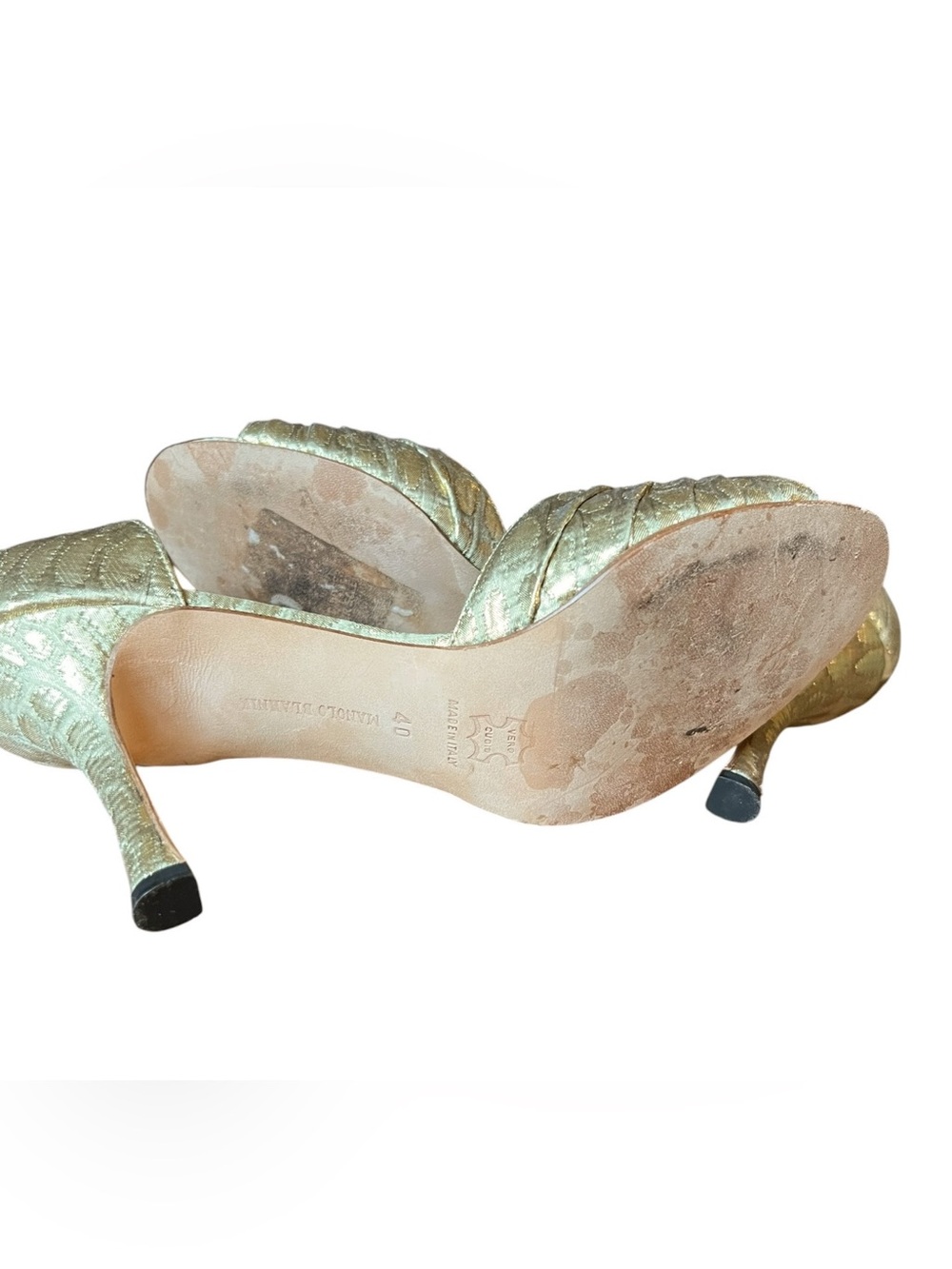 Manolo Blahnik Sedarby D'Orsay Heels - Picture 14 of 16